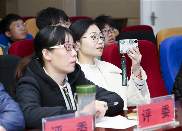 直擊現(xiàn)場——南京新華·屯和直播海報(bào)設(shè)計(jì)大賽復(fù)賽重磅來襲！