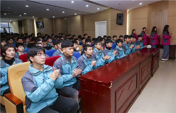 南京新華2019年度學生工作總結暨表彰大會圓滿落幕！
