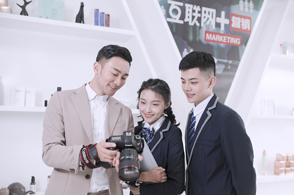 初中生學(xué)設(shè)計好不好？有前景么？