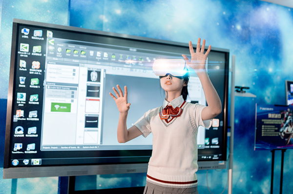 初<a href=http://njxh.cn target=_blank class=infotextkey>高中</a>女生成績(jī)不理想，可以學(xué)什么技術(shù)？