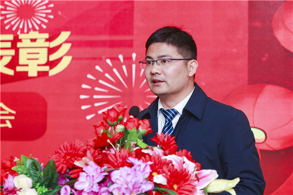 2020春季教學(xué)質(zhì)量月總結(jié)表彰暨教學(xué)研發(fā)部署大會隆重舉行！