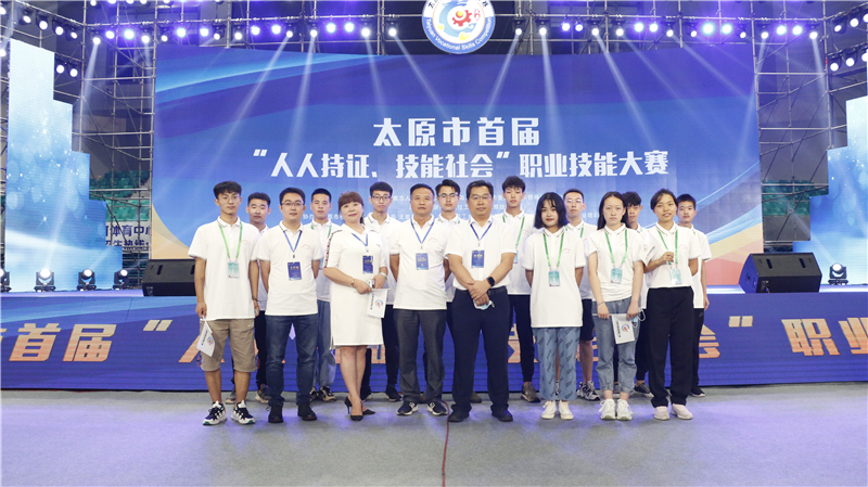 新華<a href=http://njxh.cn target=_blank class=infotextkey>專業(yè)</a>說——中國(guó)網(wǎng)民破9億，UI設(shè)計(jì)蓬勃發(fā)展！