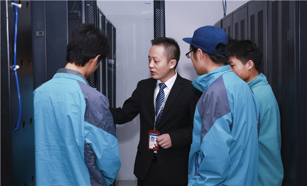盤點男生最吃香的十大職業(yè)：工作體面，收入高