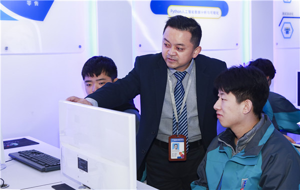 南京有什么學校適合初中畢業(yè)的？