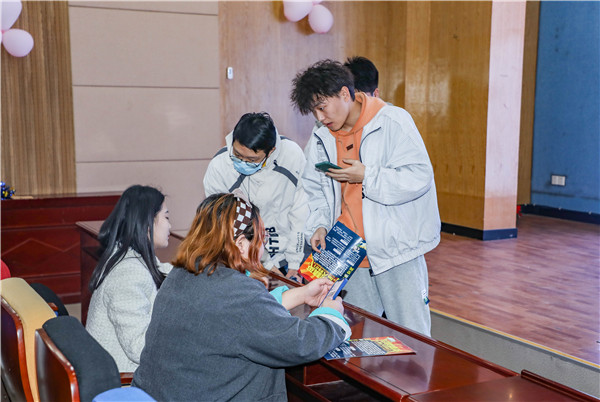 就業(yè)保障丨企業(yè)進(jìn)校園，助力南新學(xué)子就業(yè)