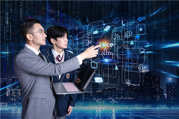 構(gòu)建π型人才培養(yǎng)體系，打造現(xiàn)代化職教新模式