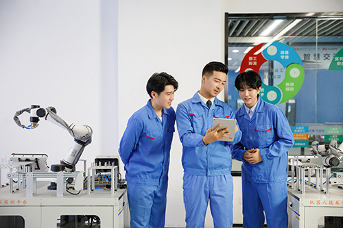 孩子學(xué)習(xí)不好,分?jǐn)?shù)很差初三畢業(yè)還能上什么學(xué)校 孩子學(xué)習(xí)不好,分?jǐn)?shù)很差初三畢業(yè)還能上什么學(xué)校