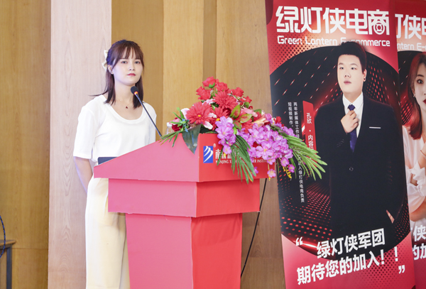 大咖來了！企業(yè)專家進校園，助力學子大發(fā)展！