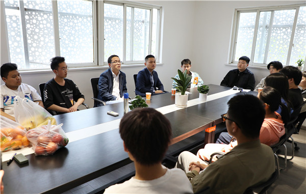 暖心回訪見證成長，愛與責任一路相隨