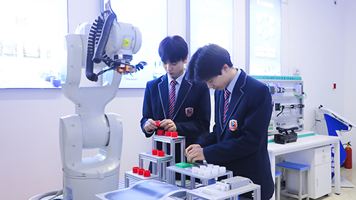 初中畢業(yè)學(xué)什么好？未來(lái)十年緊缺的幾大專業(yè)推薦！