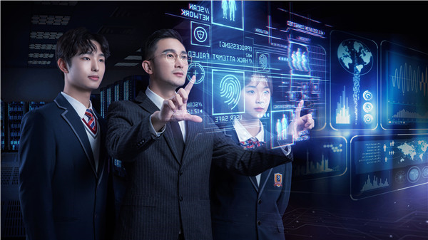 互聯(lián)網(wǎng)時(shí)代，男生學(xué)什么專業(yè)好？