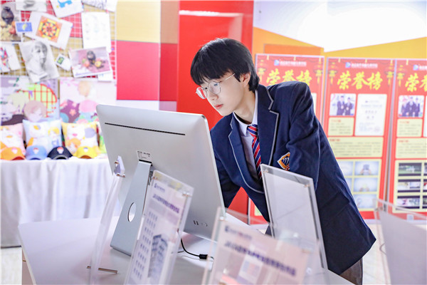 職校專業(yè)選什么？互聯(lián)網(wǎng)專業(yè)紅利多